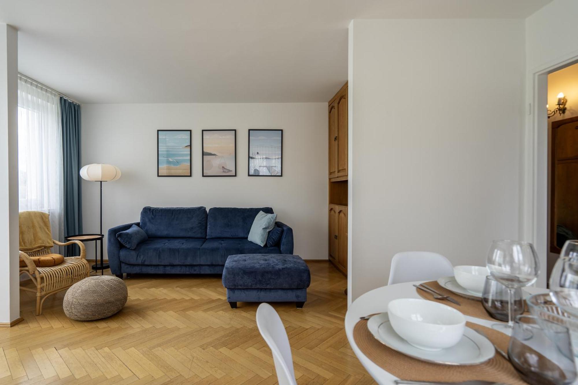 Apartment 20 *